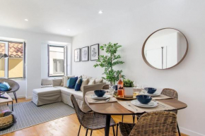 LovelyStay - Traditional Alfama View